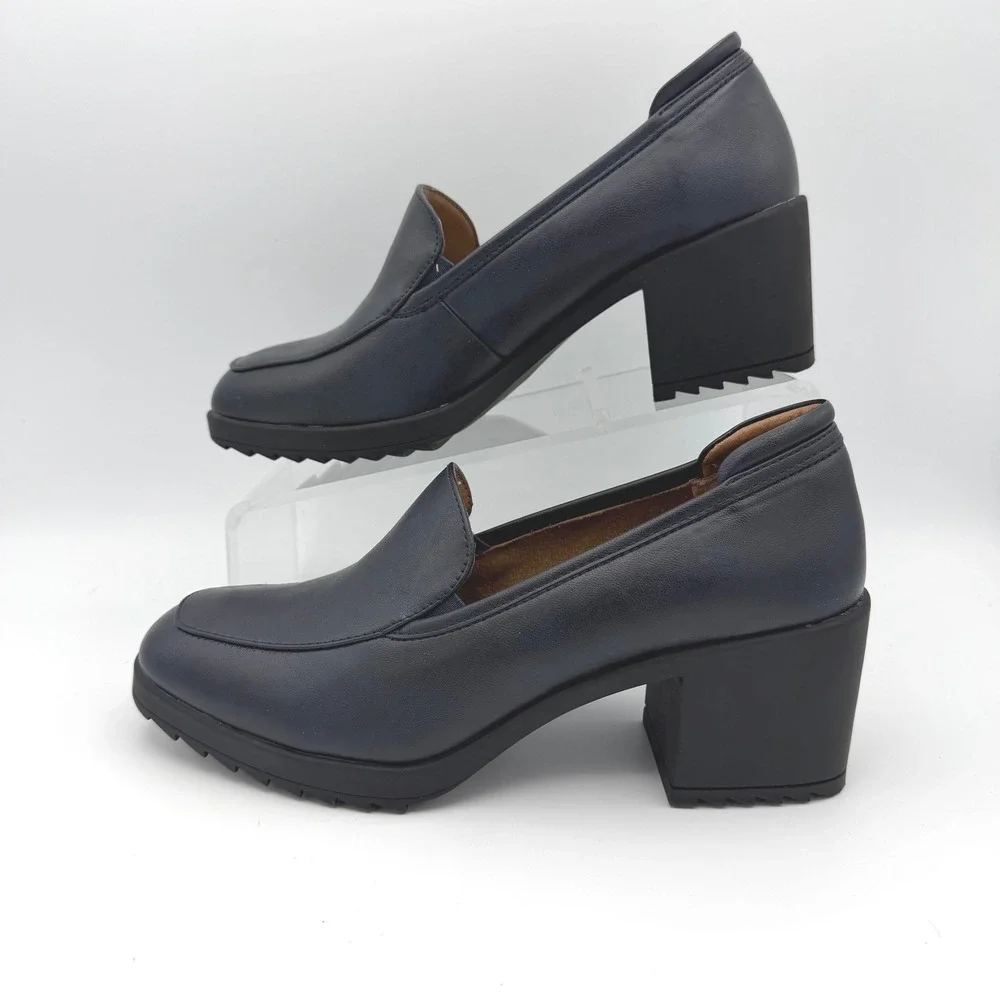EuroSoft by Sofft Block Heel Loafers 8M Navy Blue Lug Sole Moc Toe Slip On Shoes